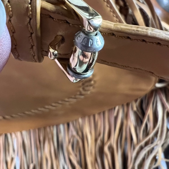 Henri Bendel tan leather fringe front flap crossbody purse - Picture 4 of 13